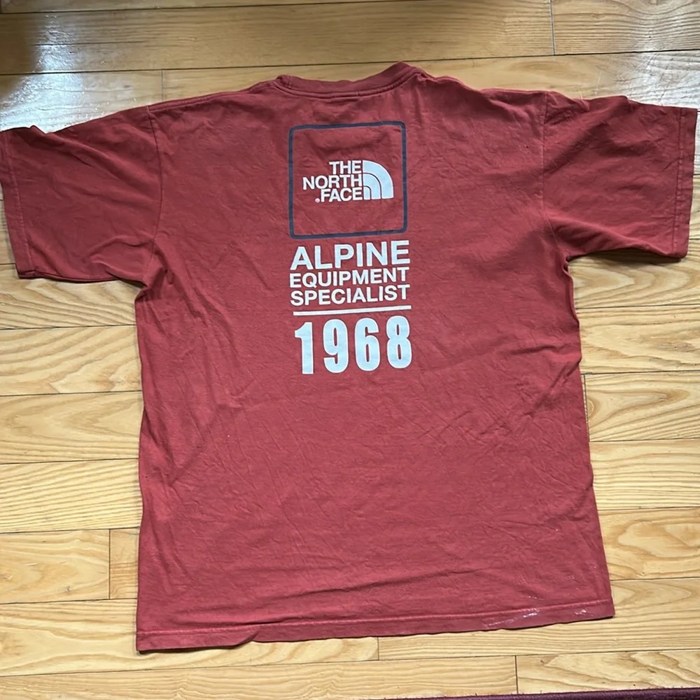 The North Face Alpine Equipment Specialist 1968 Men's Brick Red Tee As Is